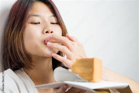 Japanese Girl Eating Cake Using Her Hand Asian Girl Licking Finger To