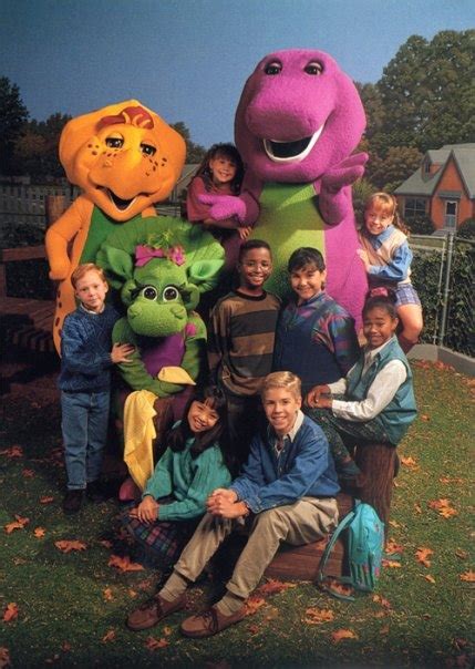 season  cast barney  purple dinosaur foto  fanpop