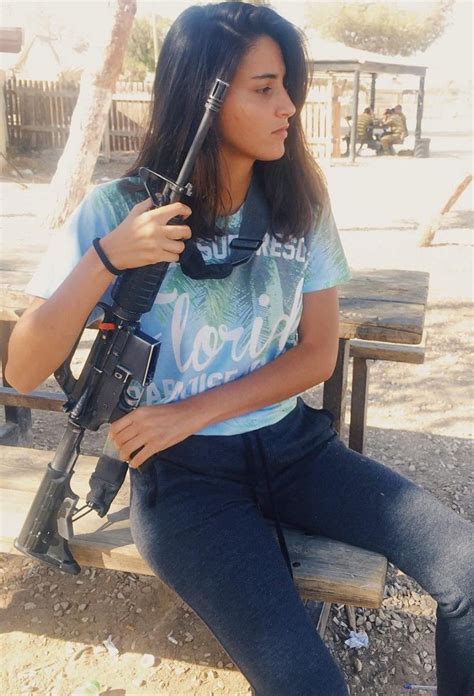 idf israel defense forces women idf israel defense forces women girl guns military