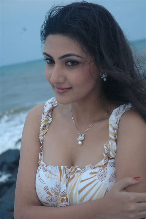 neelam upadhyaya latest hot photo gallery ~ world actress