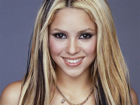 100 hottest wallpapers of shakira sexy maf