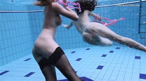 Underwater Hot Girls Swimming Naked Eporner