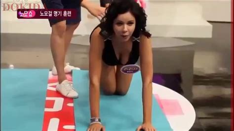 This Korean Game Show Has Women Pretending To Be Cats