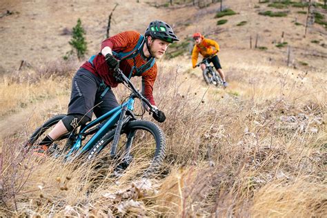 trail mountain bikes   switchback travel