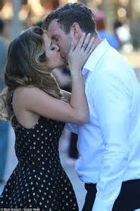 The Bachelorette S Jojo Fletcher Shares Steamy Kiss With A Date On The