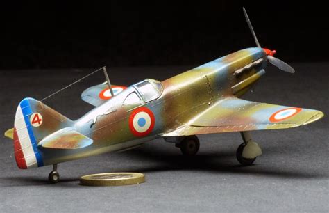 dewoitine   french fighter heller plastic models world