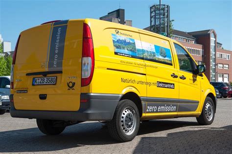 dhl  build   electric deliver vans drive safe  fast