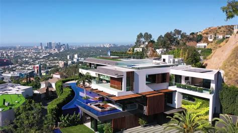 enormous home  hollywood hills sells   inman