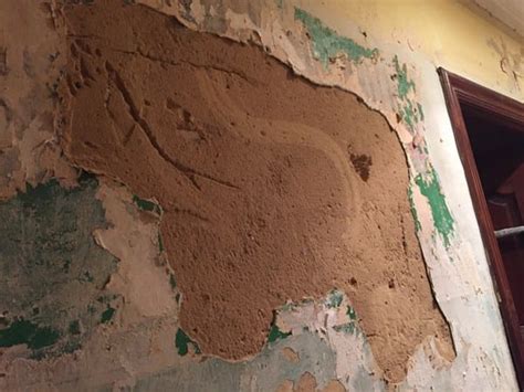 ¿cómo restaurar paredes antiguas con base de mortero de arena en vez de