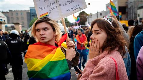 Polen Gay Parade In Lublin Angegriffen Zeit Online