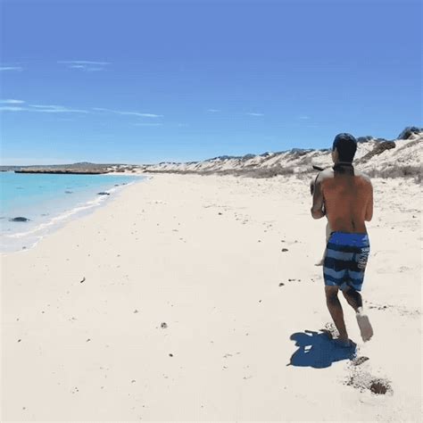 australia nude beach