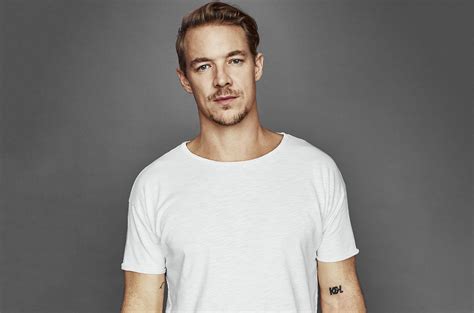 diplo roasted on twitter after joking about r kelly s