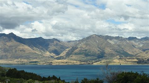 drive  queenstown  glenorchy  february  flickr