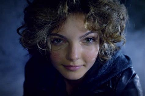 Pin On Camren Bicondova