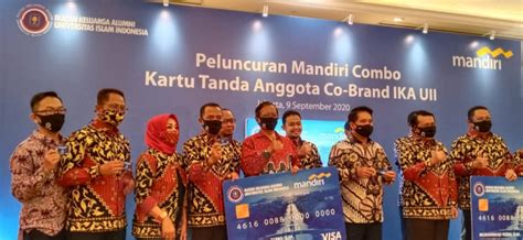 Ika Uii Ikatan Keluarga Alumni Universitas Islam Indonesia