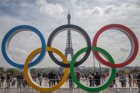 olympic rings   eiffel tower image  stock photo public domain photo cc images