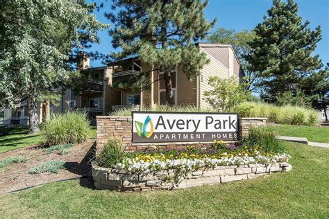 avery park englewood  apartments  rent