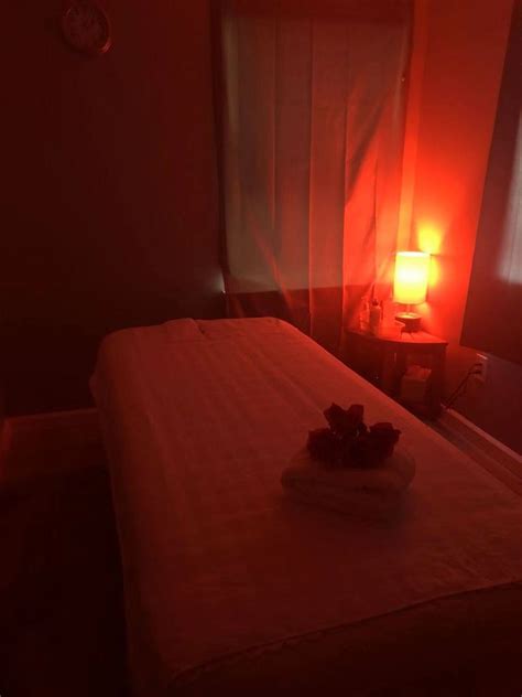 lavender asian massage spa      st tracy