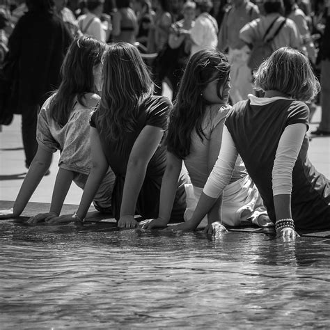 Girls Friends Paris Free Photo On Pixabay