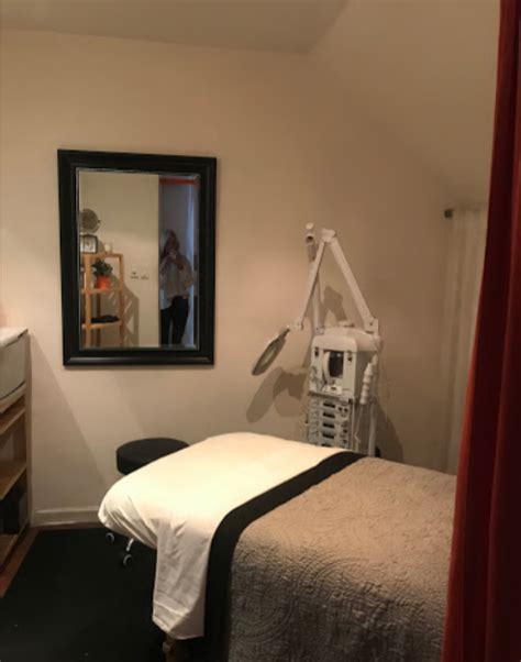 west hollywood day spa contacts location  reviews zarimassage