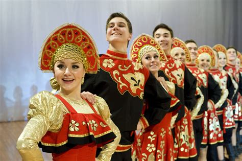 heroes   cheer  post  russian ukrainian folk
