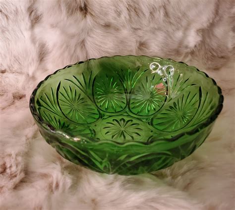 green depression glass bowl antiquesnavigator  antique stores