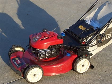 toro model   recycler mower  personal pace drive  electric start engine