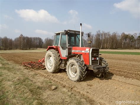 fotografia traktor massey ferguson   agregat uprawowy  id galeria rolnicza