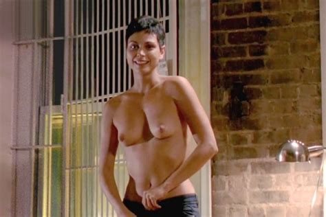 Morena Baccarin Naked – Death In Love 2008 Hd 1080p Thefappening