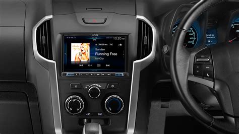 isuzu  max xau  navigation apple carplayandroid auto solution sound garage