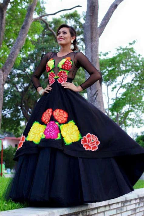 Fiesta Elegancia Bordados Oaxacaméxico Mexican Fashion Mexican