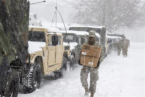 york national guard soldiers  airmen respond  winter storm article