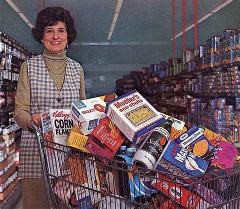 30 Vintage Photos Of Grocery Stores That Are Beyond Fascinating Cool Dump