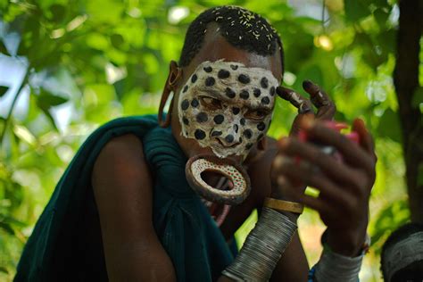 Topshot Ethiopia Culture Tribes Suri