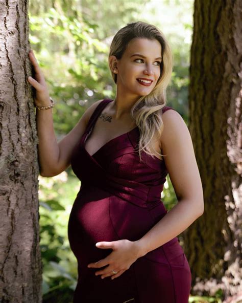 pin on maternity photoshoot 2018