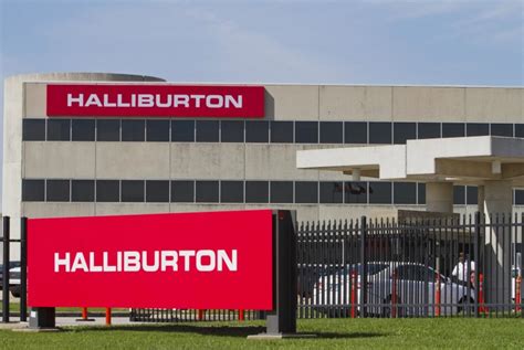 halliburton cuts benefits executive bonuses cubteq