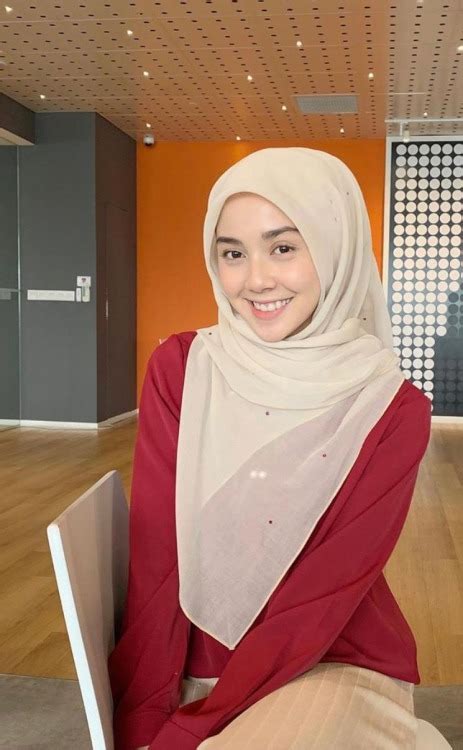 malaylady hijab tudung awekmelayu sexy bodyi tumbex