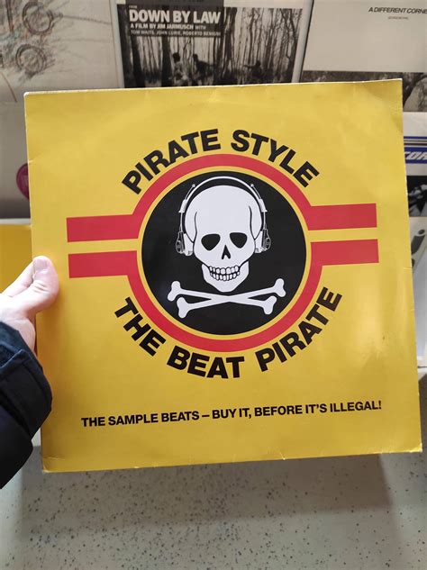 buy    illegal piracy