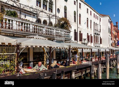 venice restaurant  res stock photography  images alamy