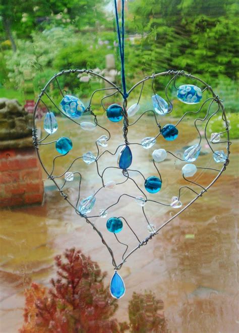 How To Make A Beaded Suncatcher With Images Garden Art Stained