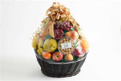 fruits  gift basket food keg