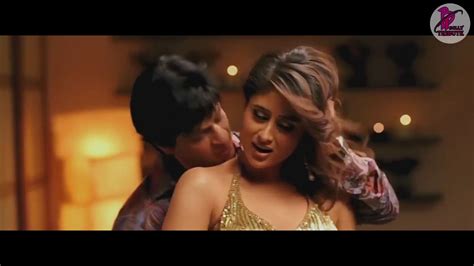 Kareena Kapoor Hot Scene Best Edit Slowmotion Song By