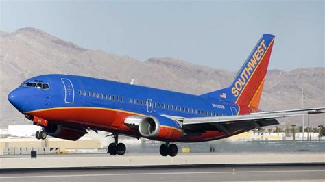 southwest airlines brings  popular  hour sale