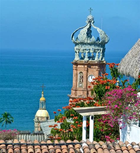 entrance leads   iconic landmark  puerto vallarta  mexico report