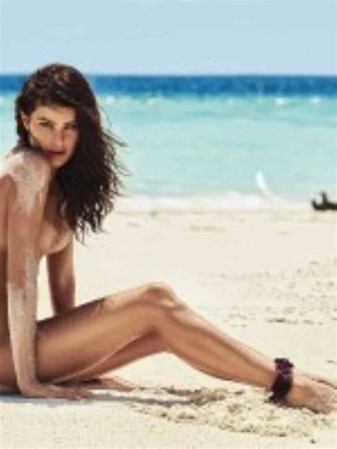 isabeli fontana hottest nude photos