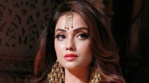 naagin fame adaa khan shares advantages of playing negative characters