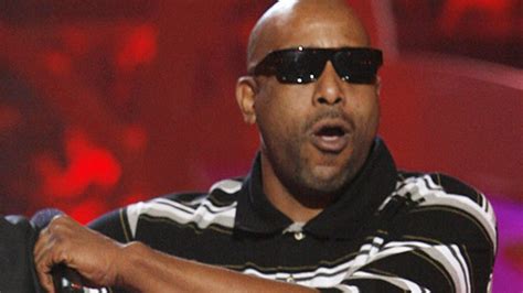 tone loc collapses on stage