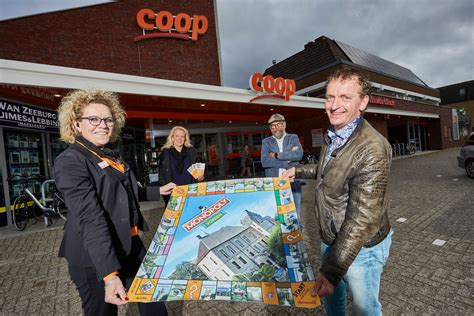vorden krijgt eigen monopoly spel zonder kalverstraat maar met het knopenlaantje foto