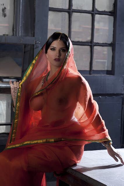 Busty Solo Babe Sunny Leone Models Solo In See Vvvansama