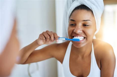 brushing  teeth properly